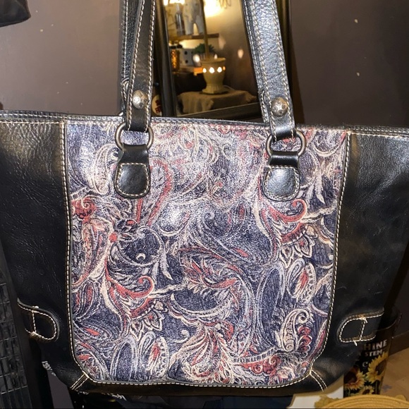 Patricia Nash feathered paisley print purse - Picture 5 of 14